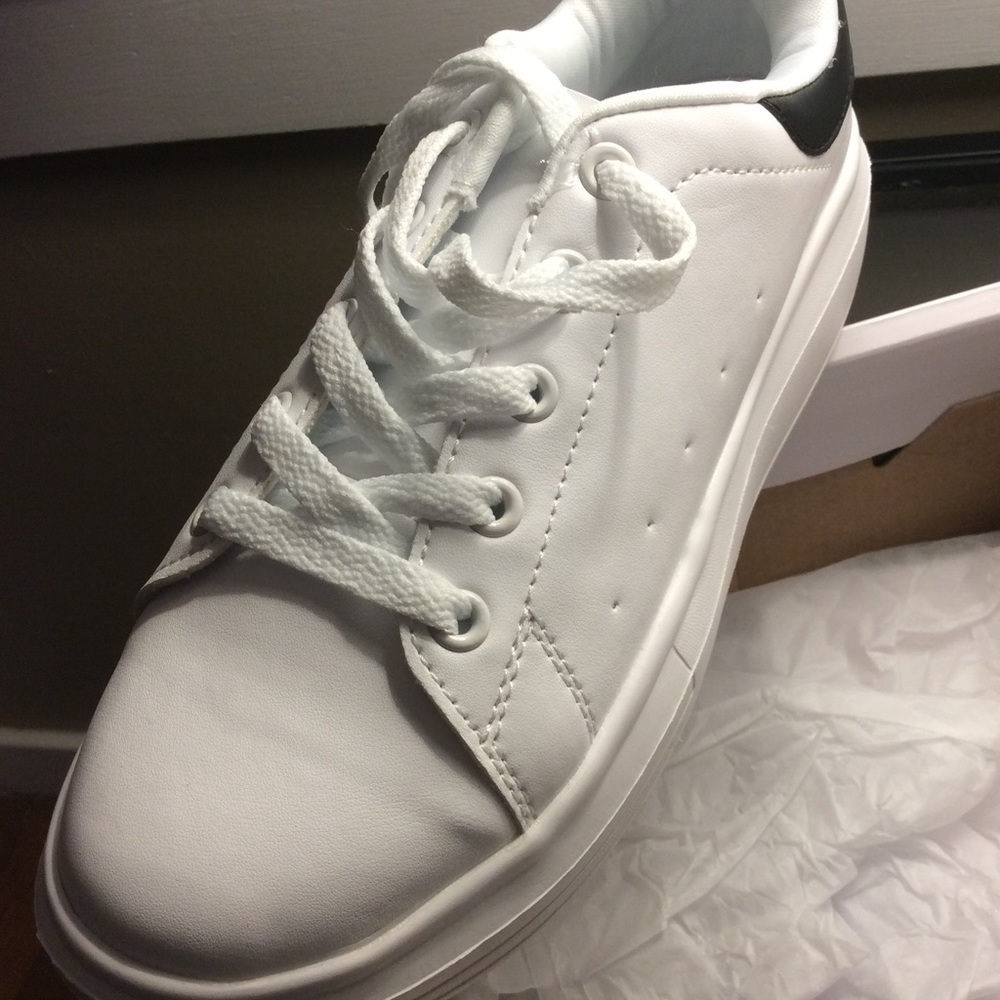 NEW Arizona Encore Platform Sneakers 7.5